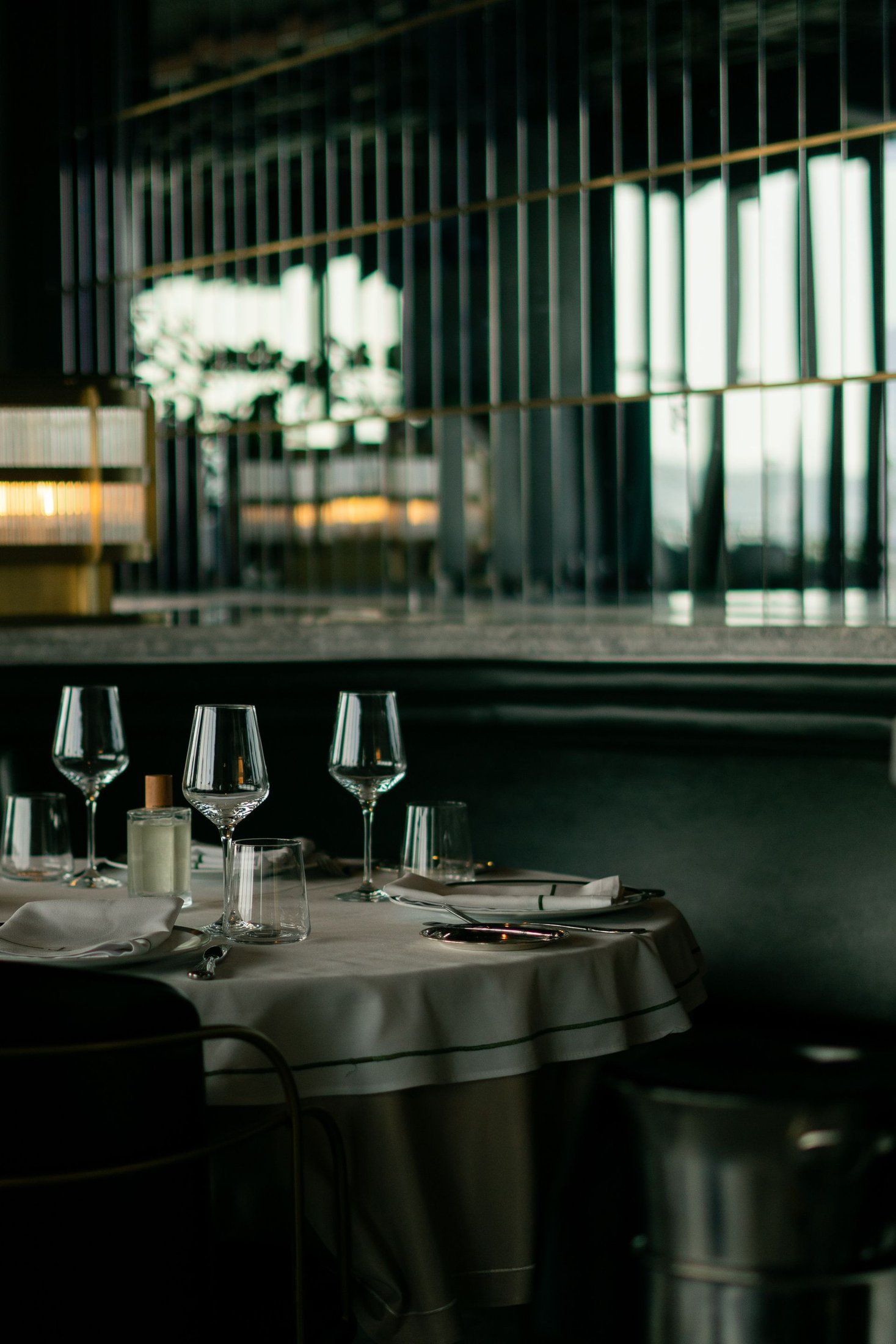 Salón de un restaurante durante servicio, el tipo de ambiente que MI experience evalúa de forma incógnita